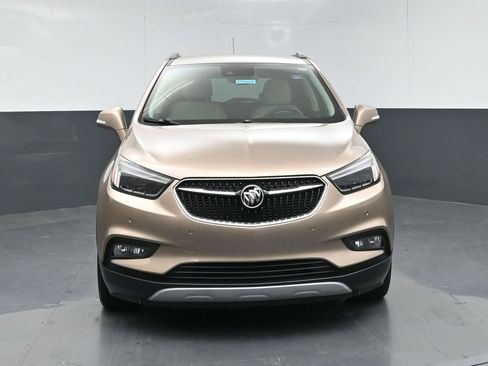 Used 2018 Buick Encore Premium image 3