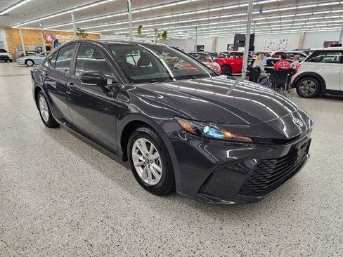 Used 2025 Toyota Camry LE FWD image 3