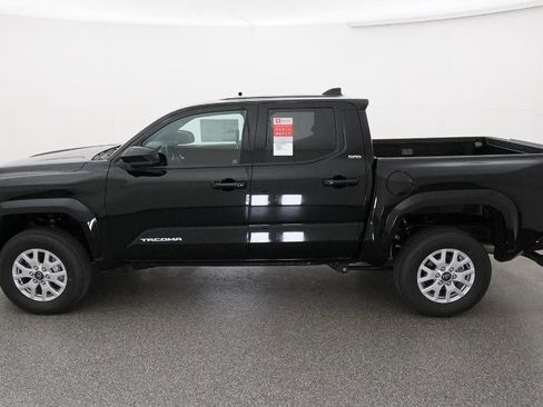 New 2026 Toyota Tacoma SR5 image 30