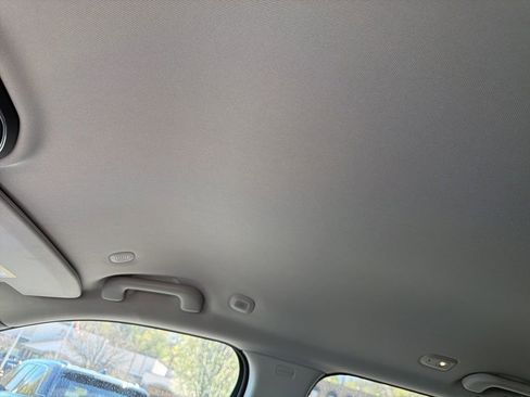 Used 2023 Jeep Grand Cherokee Limited w/ Trailer Tow Prep Group (B) image 18