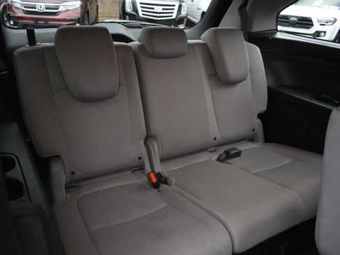 Used 2020 Honda Odyssey EX image 13