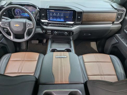 Used 2026 Chevrolet Silverado 2500 High Country w/ Technology Package AWD/4WD image 15