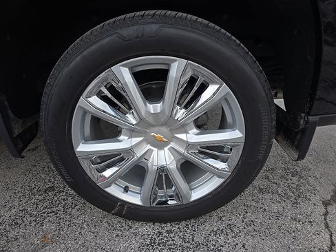 Used 2024 Chevrolet Silverado 1500 High Country image 10