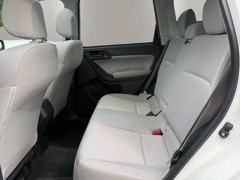 Used 2017 Subaru Forester 2.5i Premium AWD/4WD image 17
