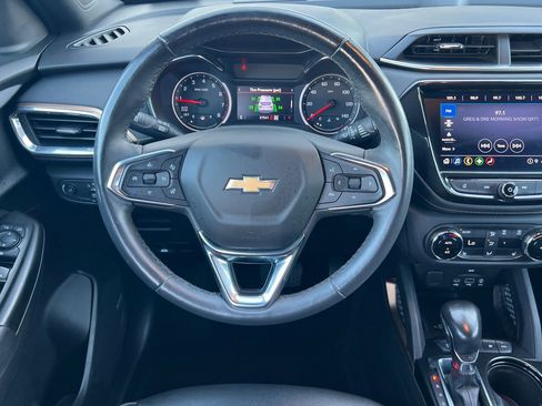 Used 2022 Chevrolet TrailBlazer ACTIV w/ Technology Package image 14