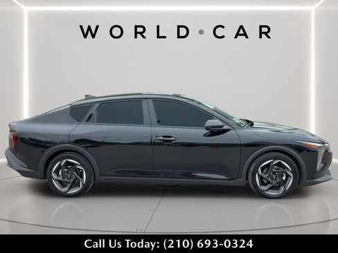 Certified 2025 Kia K4 GT-Line Turbo FWD image 2