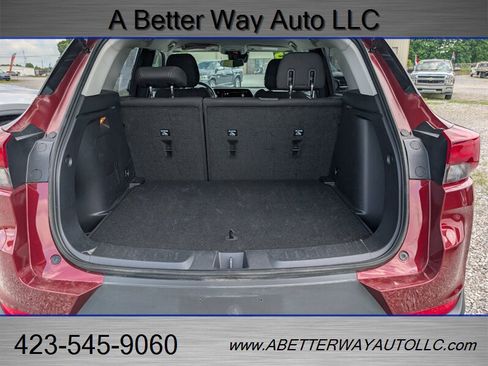Used 2025 Chevrolet TrailBlazer LT AWD/4WD image 18