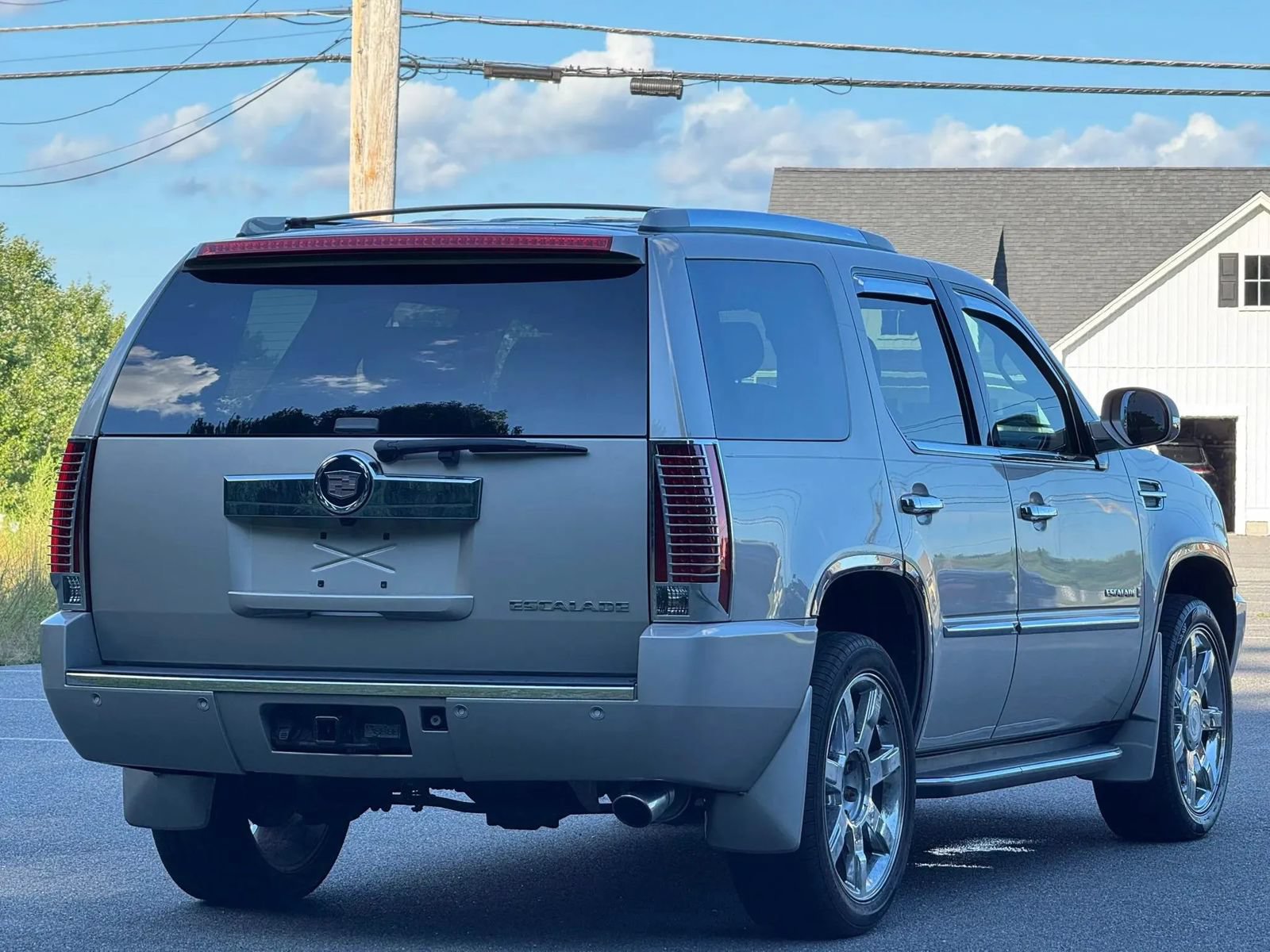 Used 2008 Cadillac Escalade AWD image 6