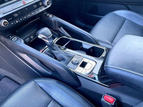 Used 2023 Kia Telluride S image 17