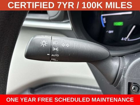 Used 2023 Toyota Sienna LE w/ LE Plus Package FWD image 27
