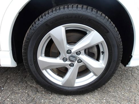 Used 2019 Audi Q3 2.0T Premium image 35