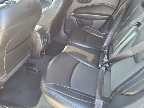 Used 2021 Jeep Compass Latitude image 21