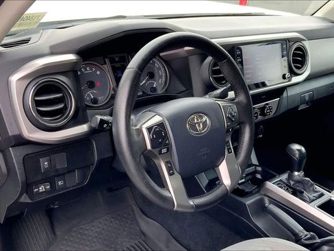 Used 2020 Toyota Tacoma SR5 w/ Blackout Package image 17