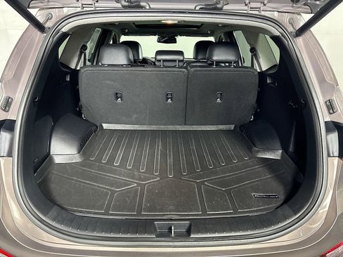 Used 2019 Hyundai Santa Fe Limited w/ Cargo Package image 22