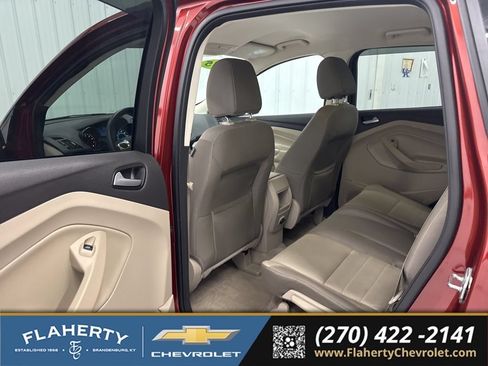 Used 2015 Ford Escape SE AWD/4WD image 12