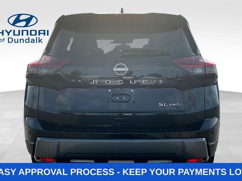 Used 2024 Nissan Rogue SL AWD/4WD image 7