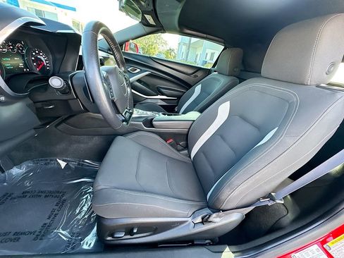 Used 2017 Chevrolet Camaro SS image 20