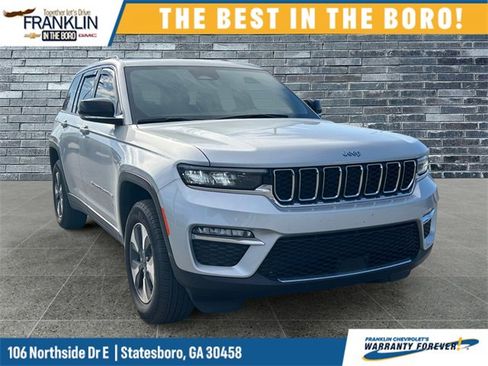 Used 2025 Jeep Grand Cherokee Limited 4xe image 2