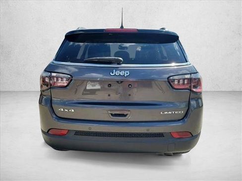 Used 2022 Jeep Compass Limited image 6