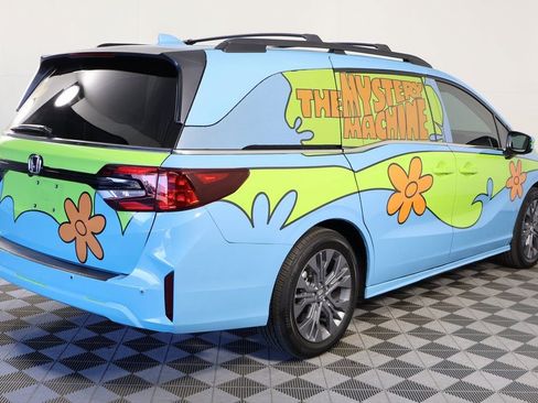 Used 2025 Honda Odyssey Touring image 4