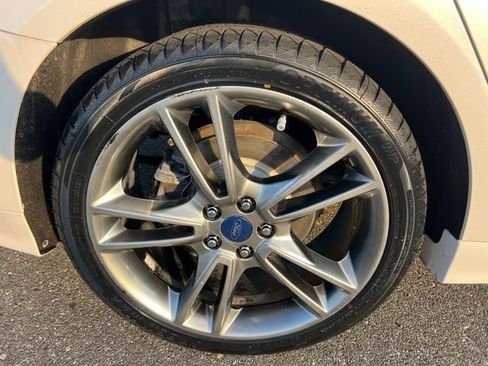 Used 2016 Ford Fusion Titanium image 13