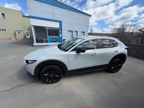 Used 2024 MAZDA CX-30 AWD 2.5 S w/ Select Sport Pkg image 2