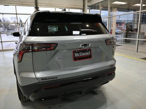 New 2026 Chevrolet Equinox RS image 6