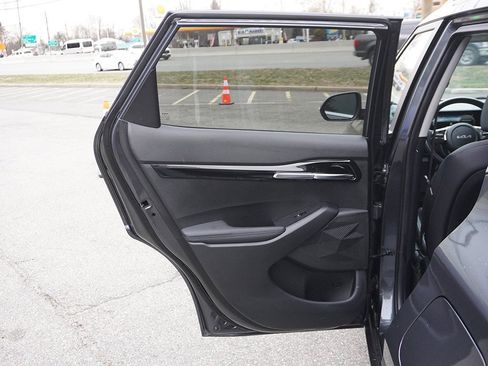 Used 2024 Kia Seltos S image 25