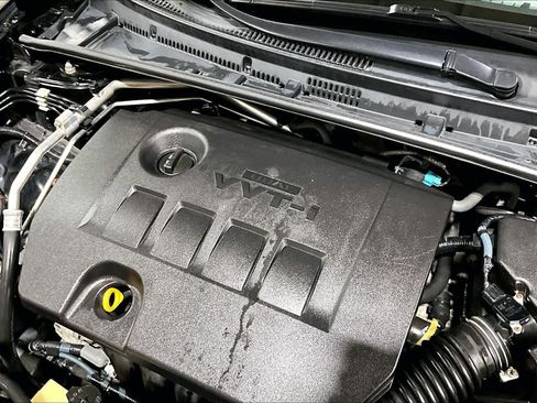 Used 2016 Toyota Corolla S Special Edition image 32