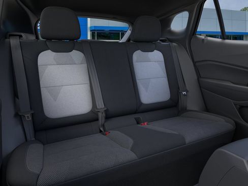 New 2026 Chevrolet Trax RS w/ Sunroof Package FWD image 17