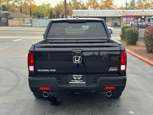 Used 2022 Honda Ridgeline Sport image 5