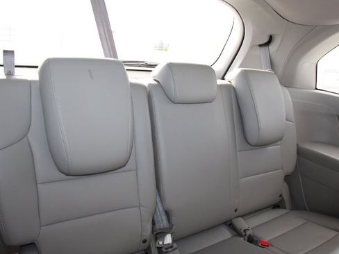 Used 2011 Honda Odyssey EX-L image 16