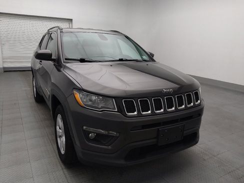 Used 2020 Jeep Compass Latitude w/ Popular Equipment Group AWD/4WD image 14