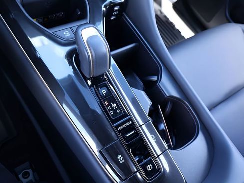 Used 2024 Toyota Crown Platinum image 26