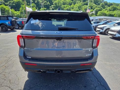 New 2026 Ford Explorer ST-Line AWD/4WD image 6
