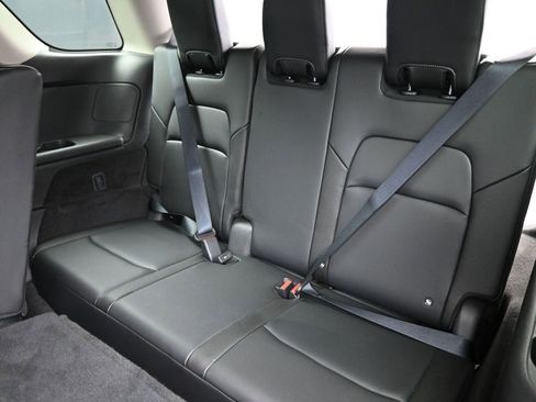 Used 2023 Nissan Pathfinder SL image 30