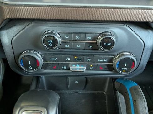 Used 2022 Ford Bronco Outer Banks AWD/4WD image 20