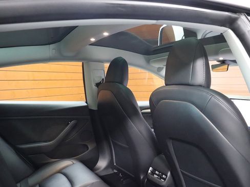 Used 2023 Tesla Model 3 Standard Range image 57