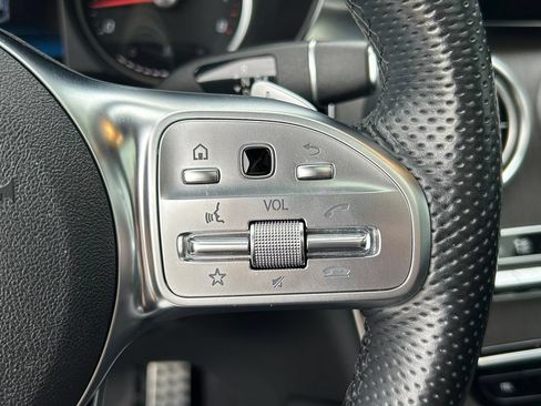 Used 2021 Mercedes-Benz GLC 300 4MATIC Coupe image 17
