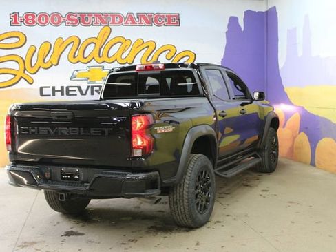 Used 2024 Chevrolet Colorado Trail Boss w/ Advanced Trailering Package AWD/4WD image 8