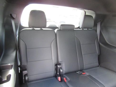 New 2026 Buick Enclave Preferred w/ Power Package image 30