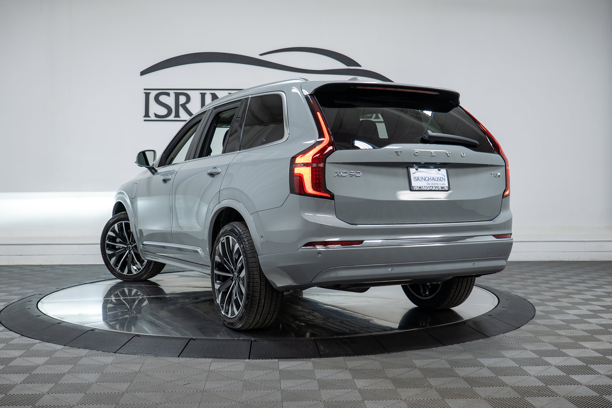 New 2026 Volvo XC90 T8 Plus w/ Protection Package Premier AWD/4WD image 29