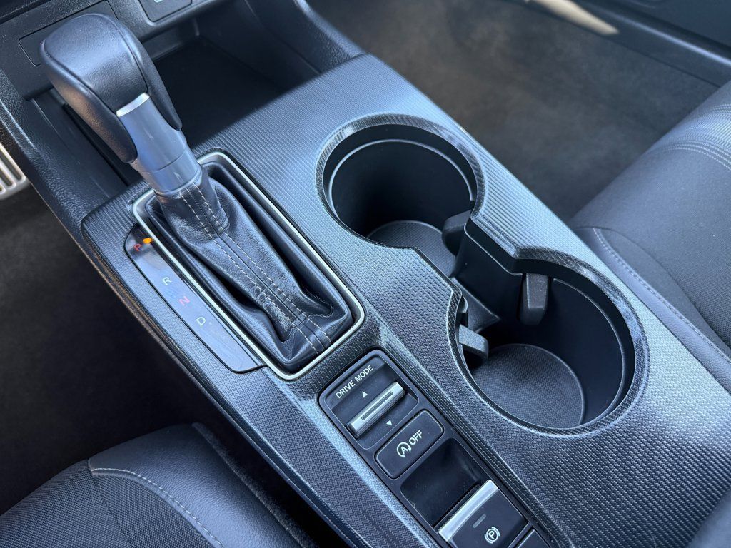 Used 2024 Honda Civic Sport image 17