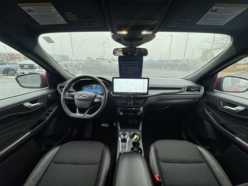 Used 2024 Ford Escape ST-Line Select w/ Tech Pack #2 image 19