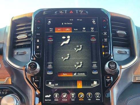 Used 2020 RAM 1500 Limited image 17