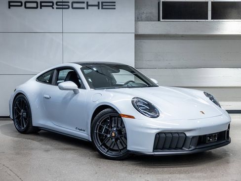 Used 2025 Porsche 911 Carrera 4 GTS image 14