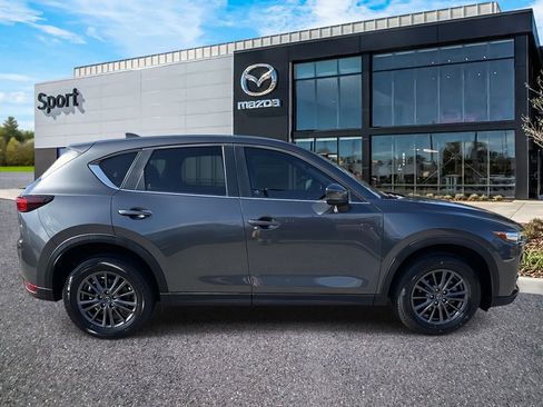 Used 2019 MAZDA CX-5 Touring image 2