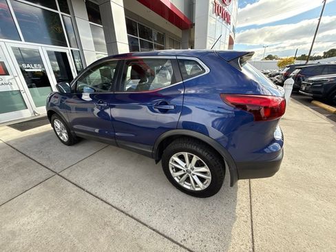 Used 2019 Nissan Rogue Sport S w/ Appearance Package FWD image 8