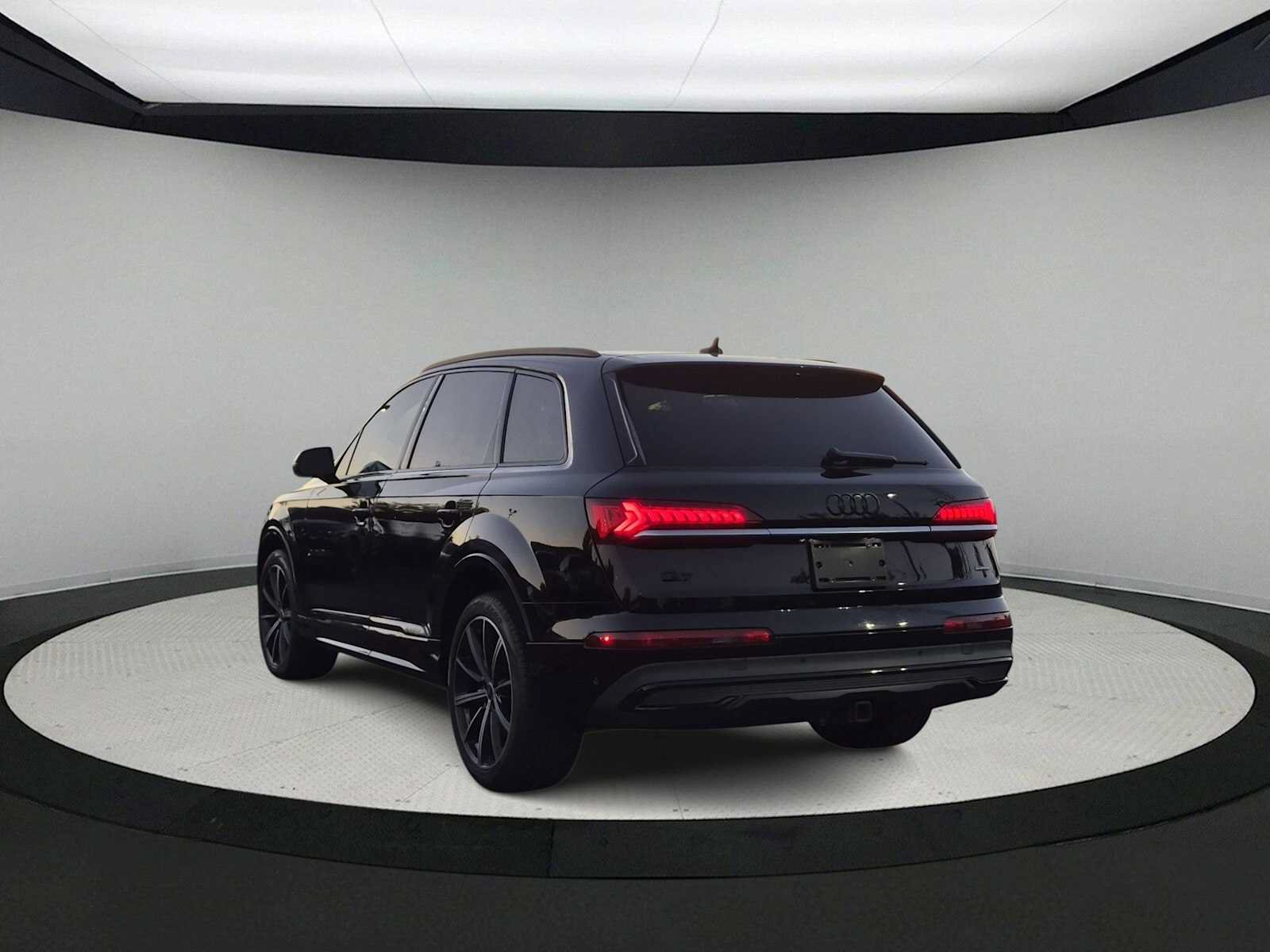 Used 2021 Audi Q7 3.0T Premium Plus w/ Executive Package AWD/4WD image 6