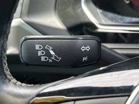 Used 2019 Volkswagen Jetta SE FWD image 29